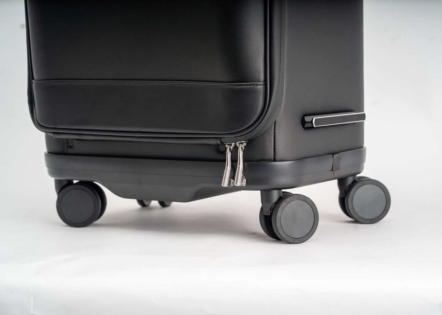 Sean Haygins 22" Luggage Box